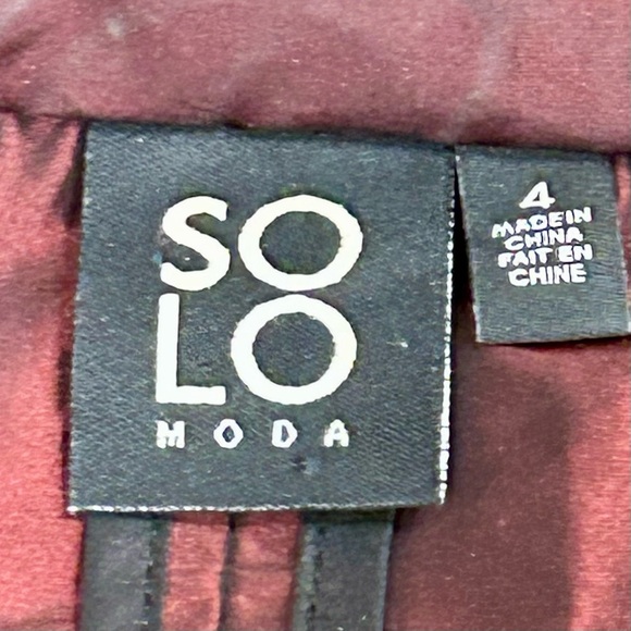 Solo Moda Black & Red Zip Front Jacket – Size 4 - Picture 4 of 5